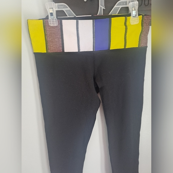 Lululemon Leggings Full Length Size 6 - Picture 5 of 8